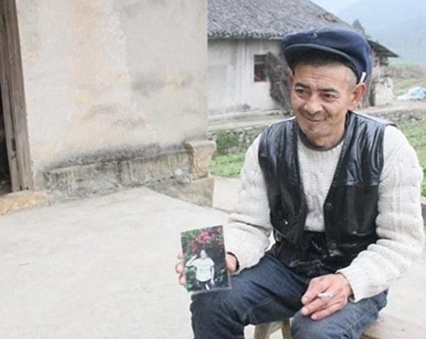 搭错车大结局小美和爸爸相认,现实版的《搭错车》