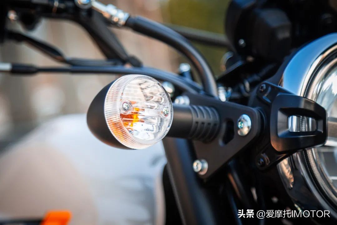 雅马哈gt150最新款,雅马哈发布通勤复古车gt150fazer