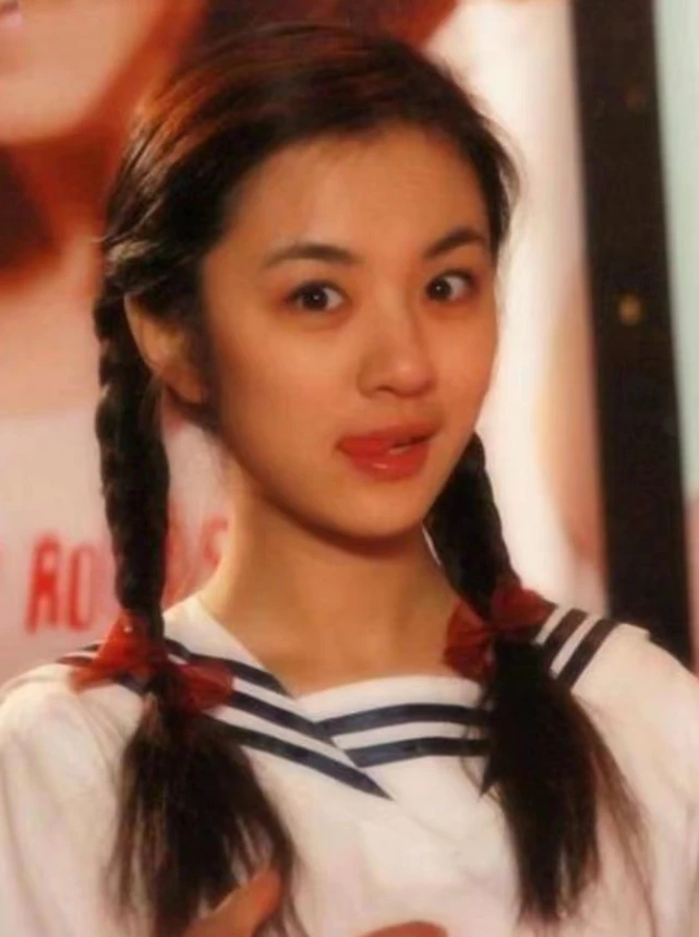 被王晓晨泼酒水的导演,娱乐明星王晓晨