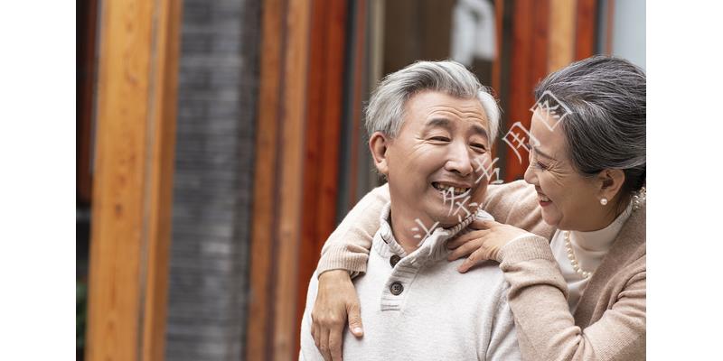 婆婆帮小姑子带孩子住我们家,婆婆带孙子照顾瘫痪老人