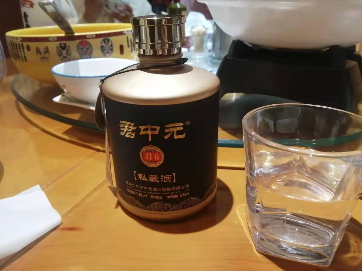 90年代央视广告最火的酒是什么酒,中国第一款广告酒