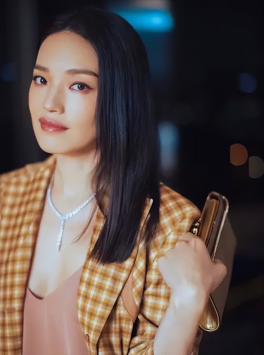 “大嘴”让人嫌弃?知道这3点,嘴大也能风情万种,越老越有魅力