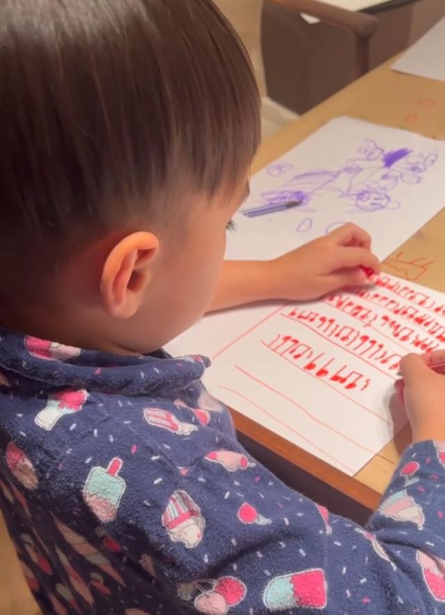 周杰伦发文庆祝与昆凌结婚七周年,周杰伦发文庆与昆凌结婚7周年