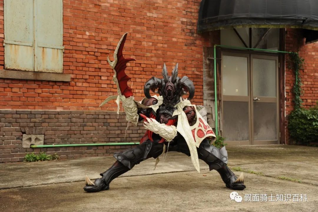 假面骑士铠武异域者对战,假面骑士铠武外篇的形态