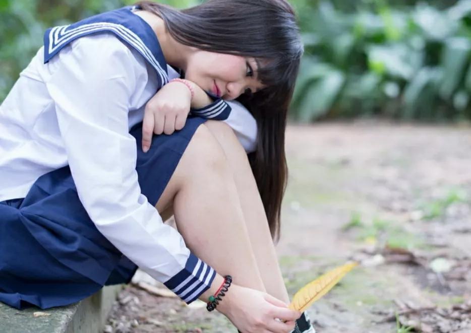 潜伏在校园里的“水娃子”有多悲惨看看您的孩子是不是其中一员