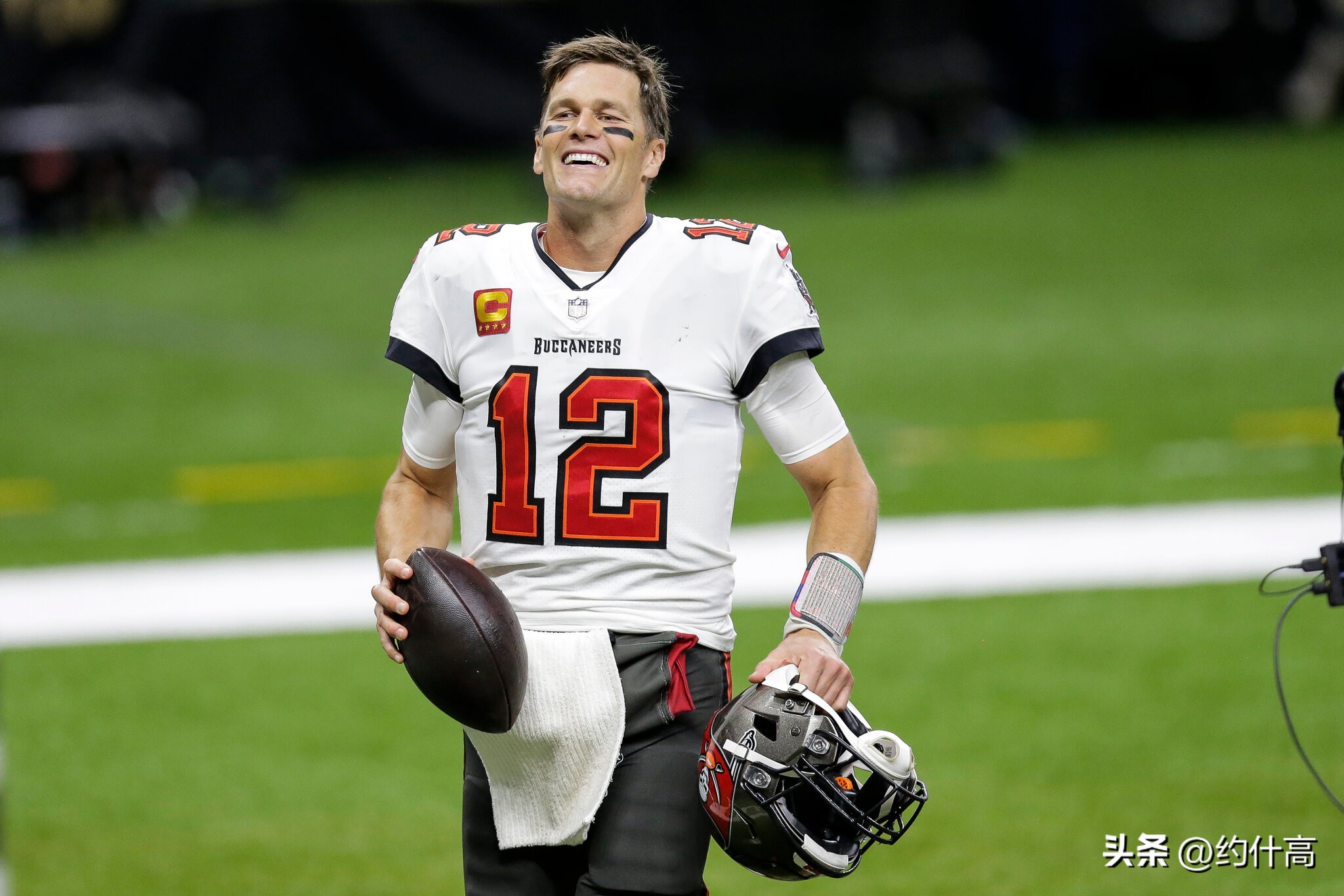 赤膊打球,赤膊打篮球照片