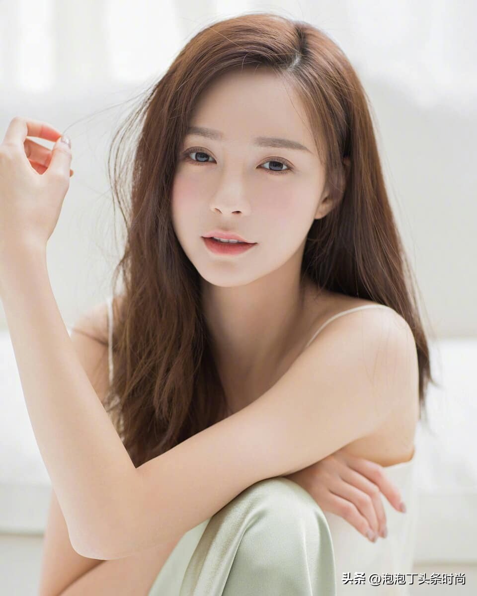10位老婆们的颜值：成名前VS成名后，前后差距大，有你“老婆”？