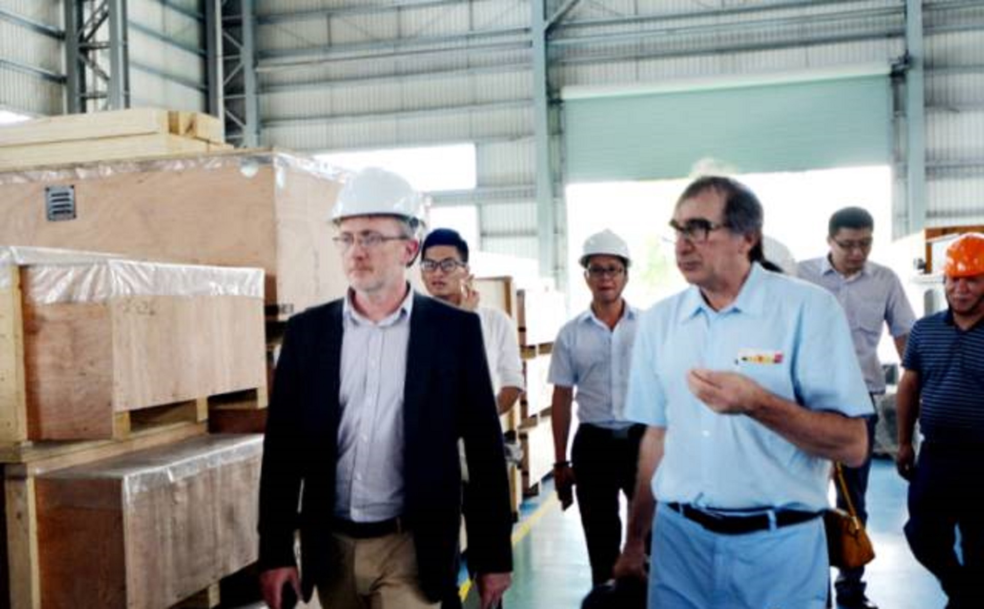 浙江富阳大黑马:18岁进厂,买断国有企业,A股上市,年入131.2亿