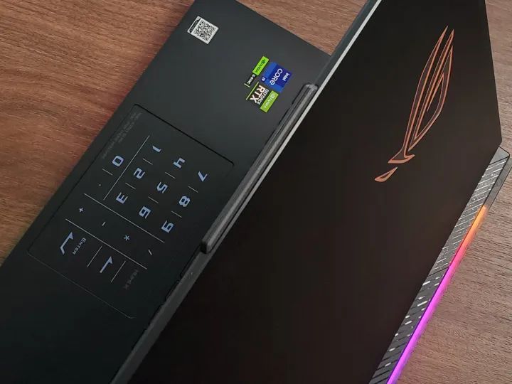 超值次旗舰游戏本——ROG枪神7超竞版,4080评测