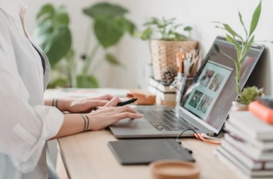 自媒体短视频剪辑素材哪里找得到,做自媒体创作在哪找素材