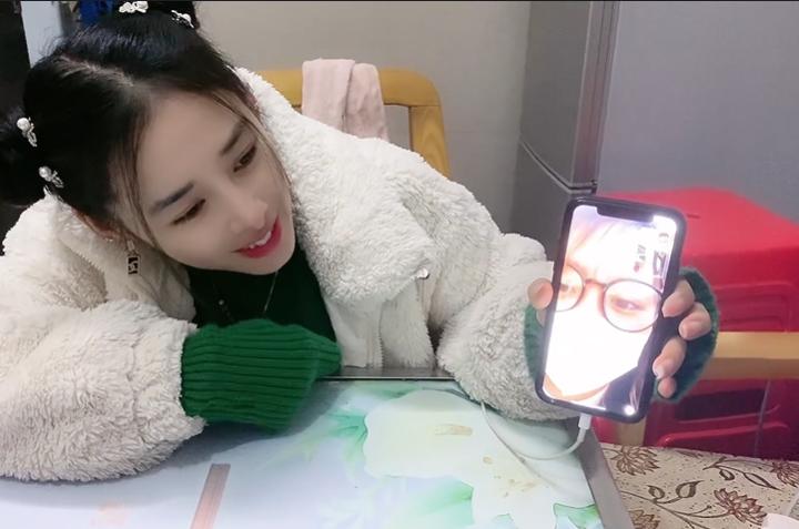 越南紫霞仙子嫁中国小伙子,越南媳妇紫霞回越南