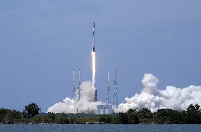 失联40多年的卫星突然出现,失联50年卫星突向地球传输信号