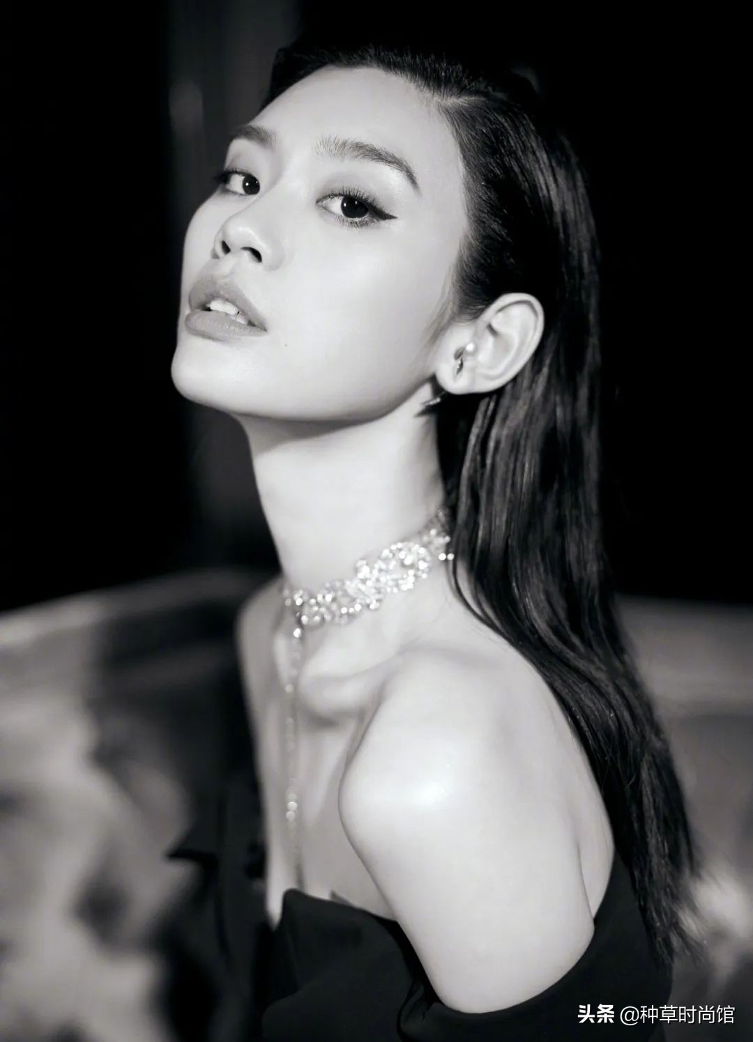 扁平脸淡颜变美思路,苦相女生长相怎么微调