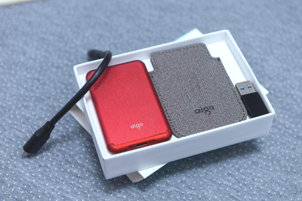 现在值得入手的固态移动硬盘,最便宜的2t移动固态硬盘推荐