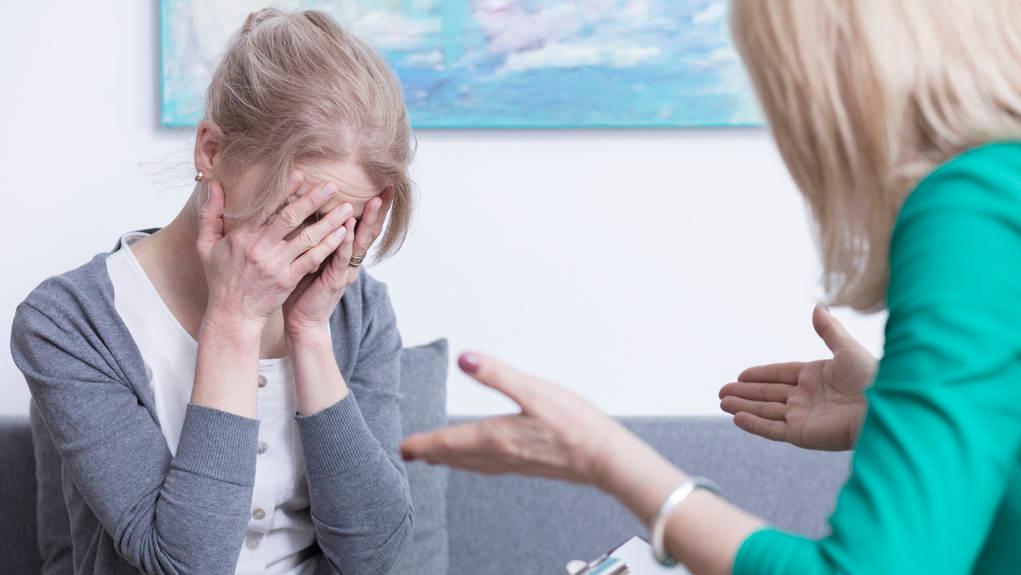 绝经后为什么女子不爱男人,女人为什么绝经以后不能怀孕