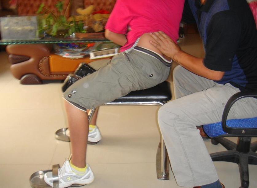 治疗腰椎间盘突出的手法,二步十法治疗腰椎间盘突出