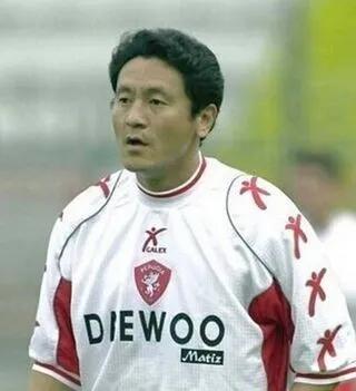 中国曾经在五大联赛踢球,中国曾经效力五大联赛的球员