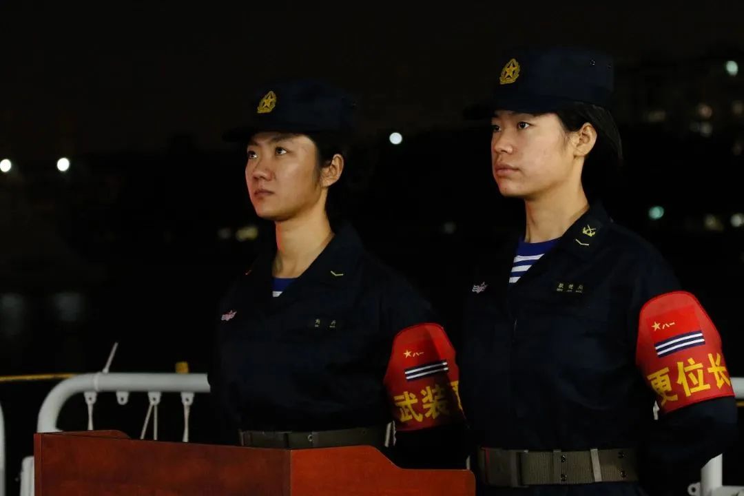 向日夜坚守边关的人民子弟兵致敬,春节向坚守岗位的人民子弟兵致敬