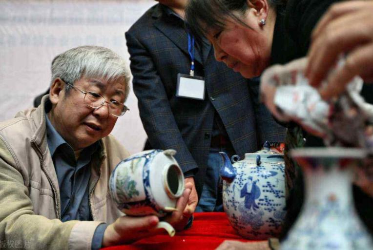 如今鉴宝大师刘岩怎么样了,十一万拍卖画后续