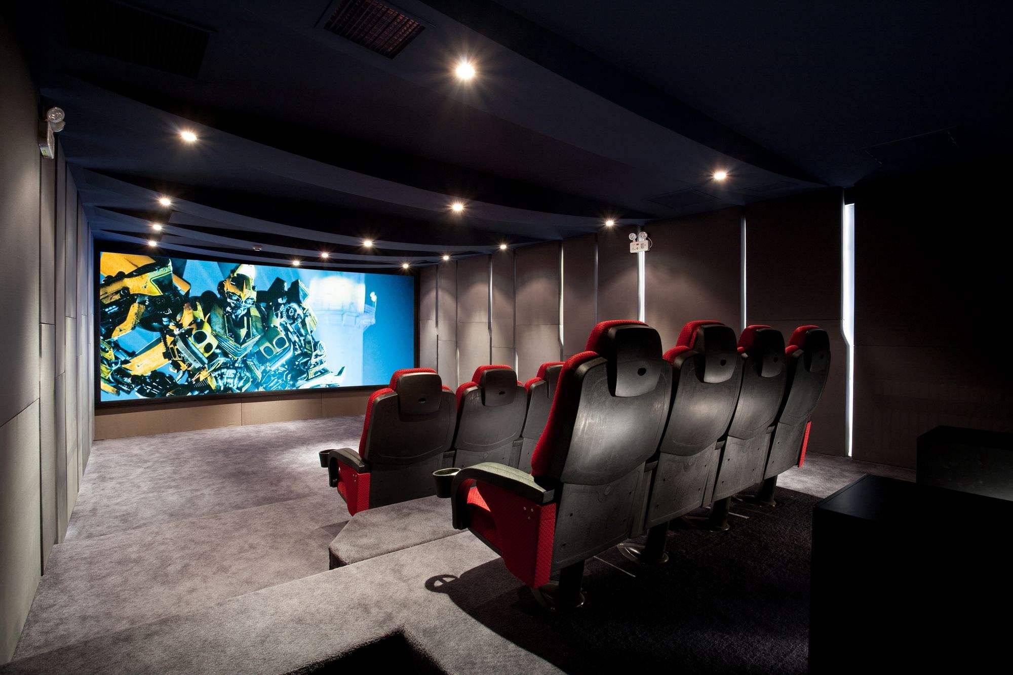 选择聚影咖私人影院，为什么就等于创业成功