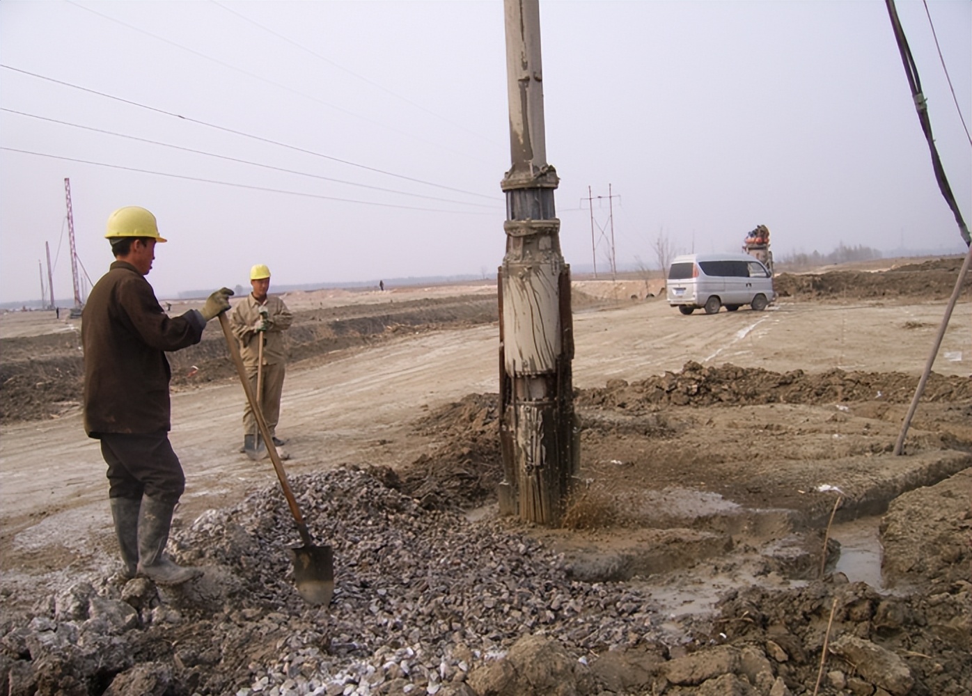 公路软土路基处理方法堆载预压,砂石挤密桩施工方法