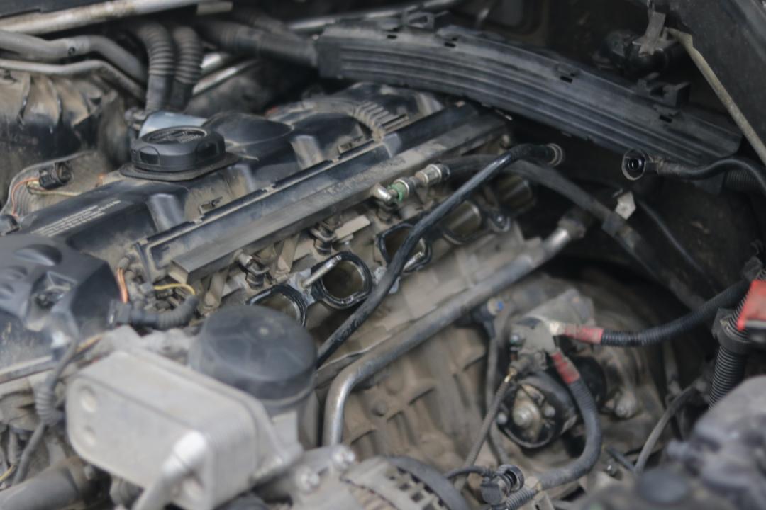 14款宝马x5老改新过程,2011款宝马x5翻新修复