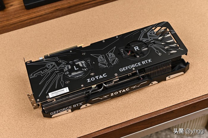 乔思伯松果d41mesh副屏版白色机箱,乔思伯d41标准版能后期加装副屏吗