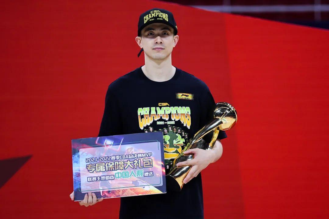 辽宁男篮4-0横扫浙江，卫冕CBA总冠军