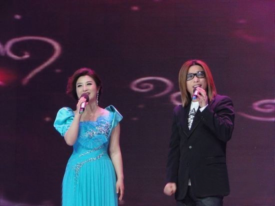 音乐人郭峰的晚年生活状况,父亲的离世给郭峰带来什么打击