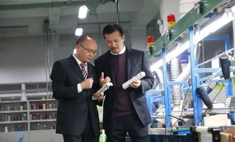 插座一哥摊上事,插座一哥公牛现状