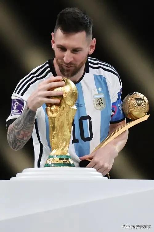 世界杯球星的故事,关于世界杯球员的故事