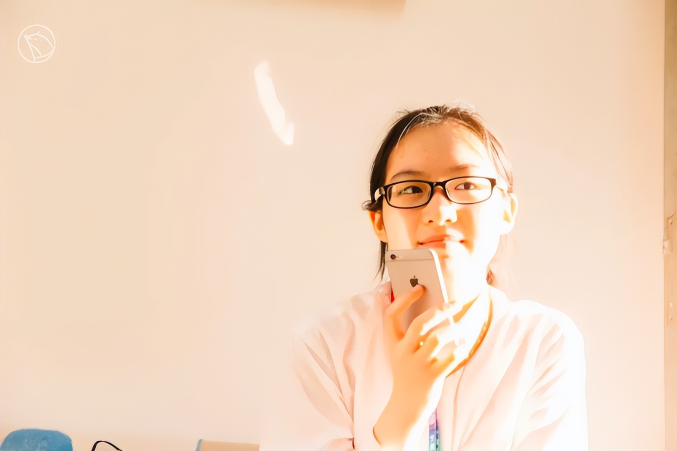 这个校园“*拍偷**狂魔”,拍下了95后的绝版青春