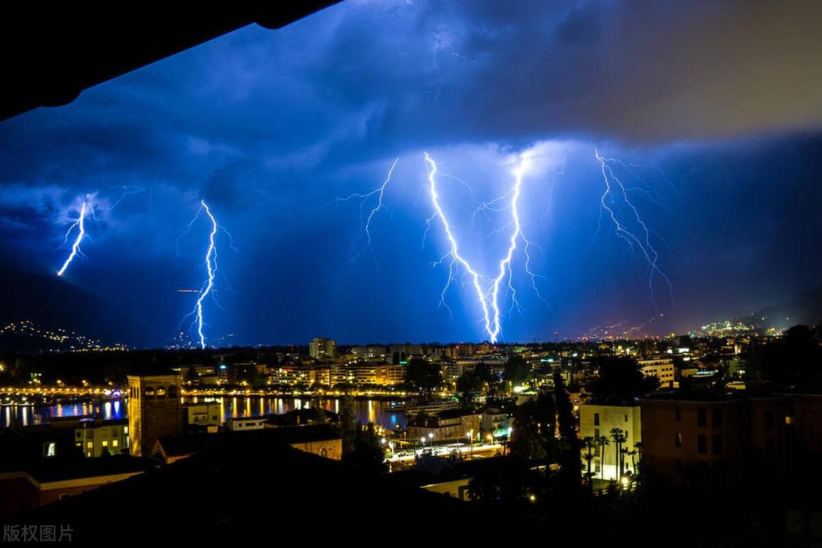 劳埃沙利文被雷击,沙利文避雷针