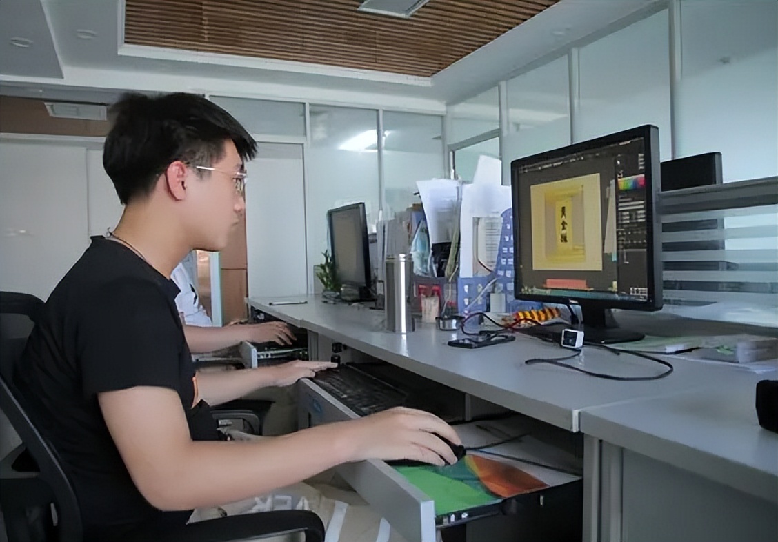 用人单位“入职门槛”越发内卷，出纳要求CPA，大学生：开始焦虑