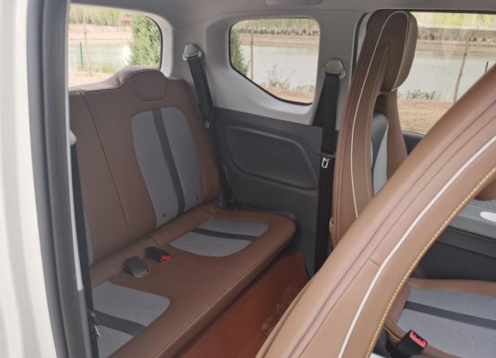 五菱minievgameboy200公里续航测评,宏光mini用车感受一年