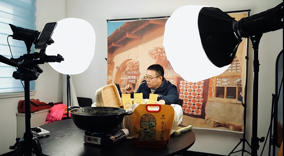 小镇创业传奇,小镇创业故事