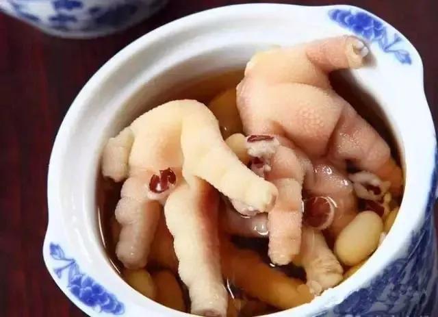 春季补气血养肝祛湿汤,春季养肝药膳养生汤