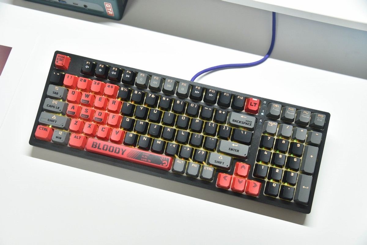 t87键盘血手幽灵评测,双飞燕血手幽灵机械键盘