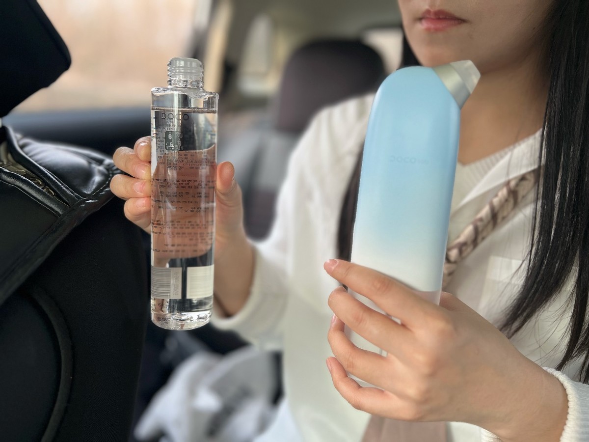 小气泡去黑头和吸黑头,用撕拉黑头贴去黑头