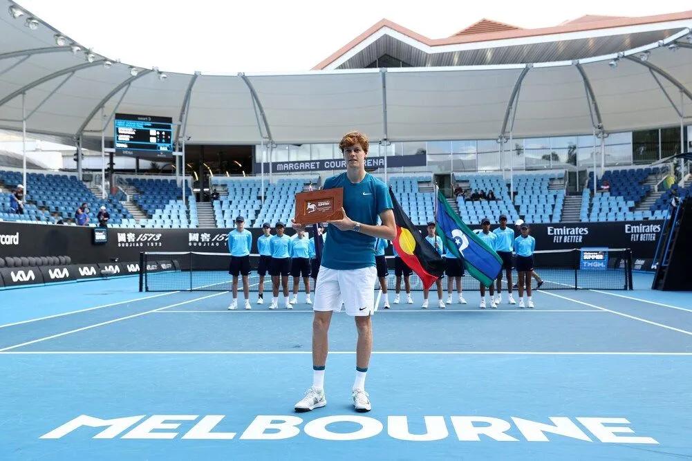 壕！十年1.5亿，意大利网球超新星获耐克肥约，球迷：阿卡咋办？