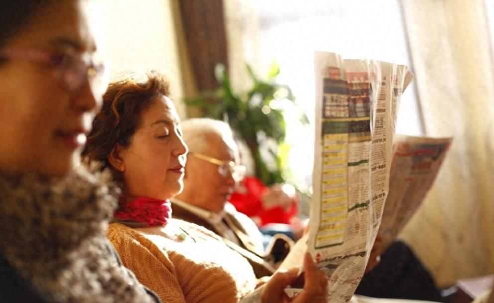 出差一个月妻子怀孕,出差一个月老婆怀孕了这正常吗