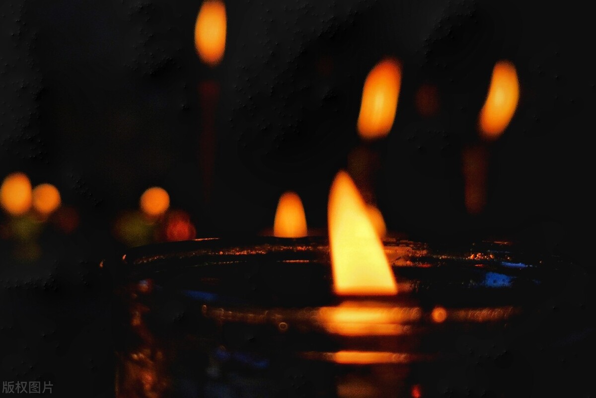 鬼节的由来鬼节的禁忌,鬼节当天可以看鬼节十大禁忌