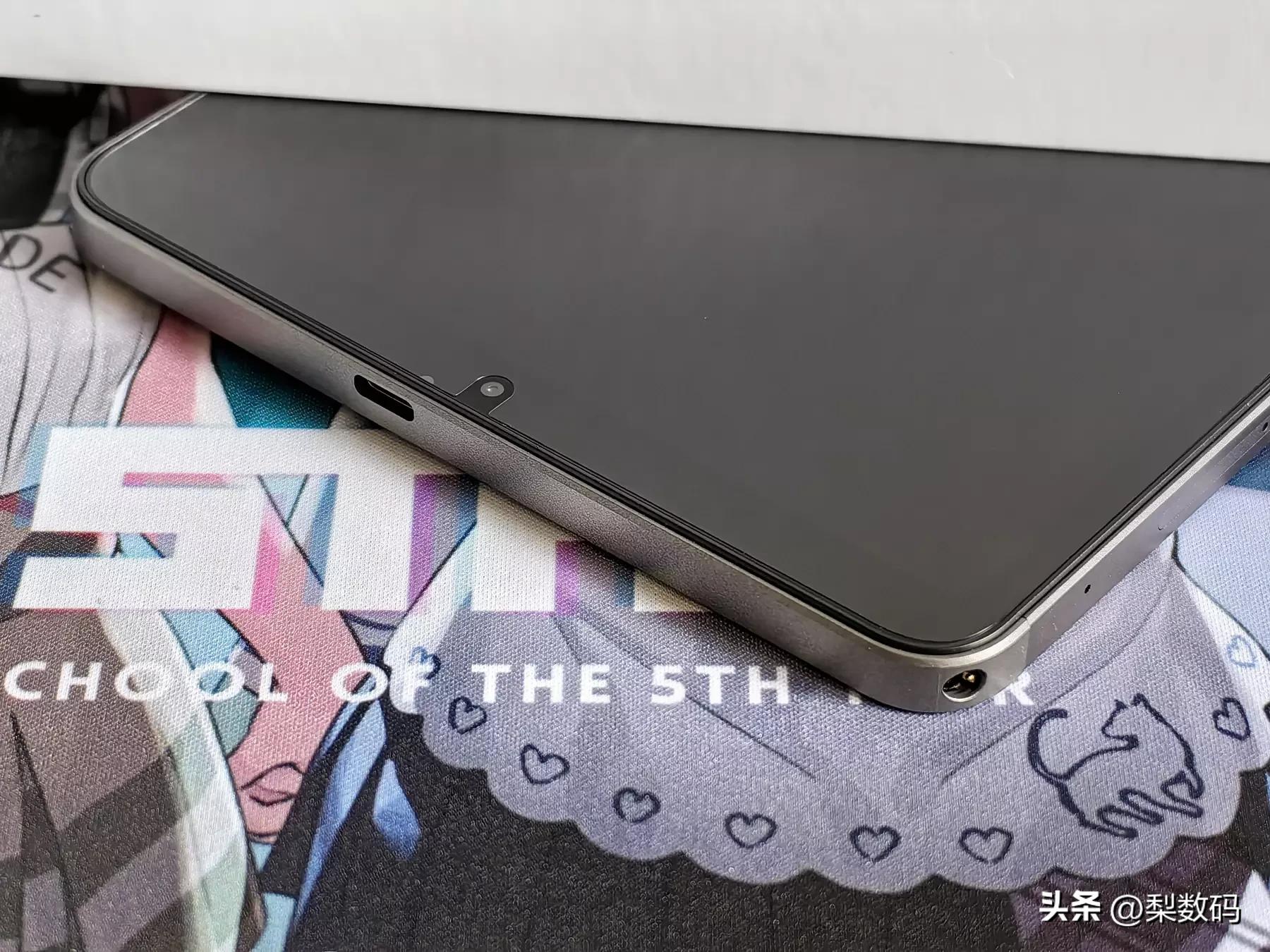 酷比魔方iplay50mini测试,酷比魔方iplay50mini对比华为m6