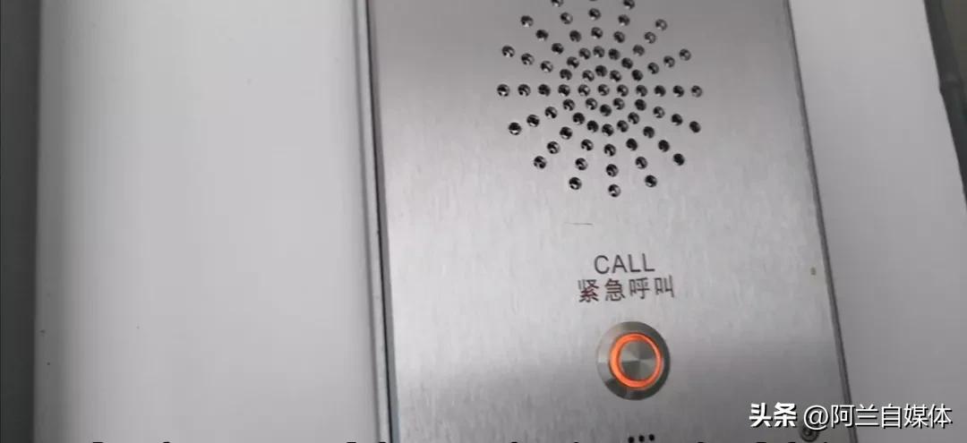 银行卡被吞教你一招自动退回,银行卡被吞了怎么办最快的方法