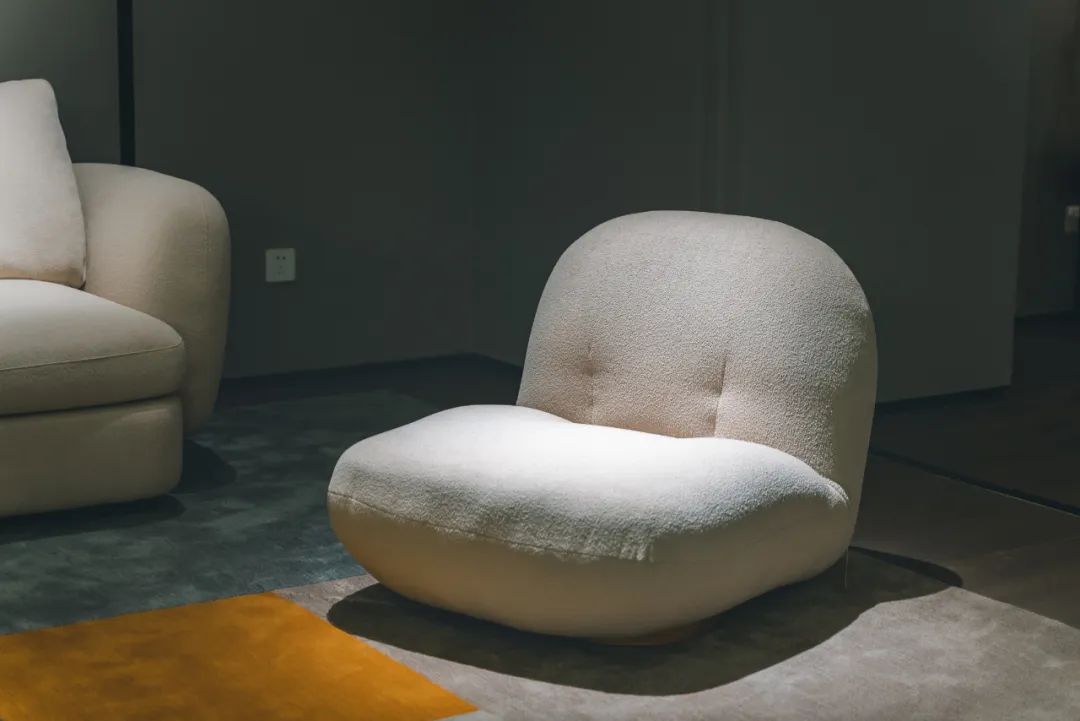 买沙发避坑大全,95%不知道选沙发小技巧