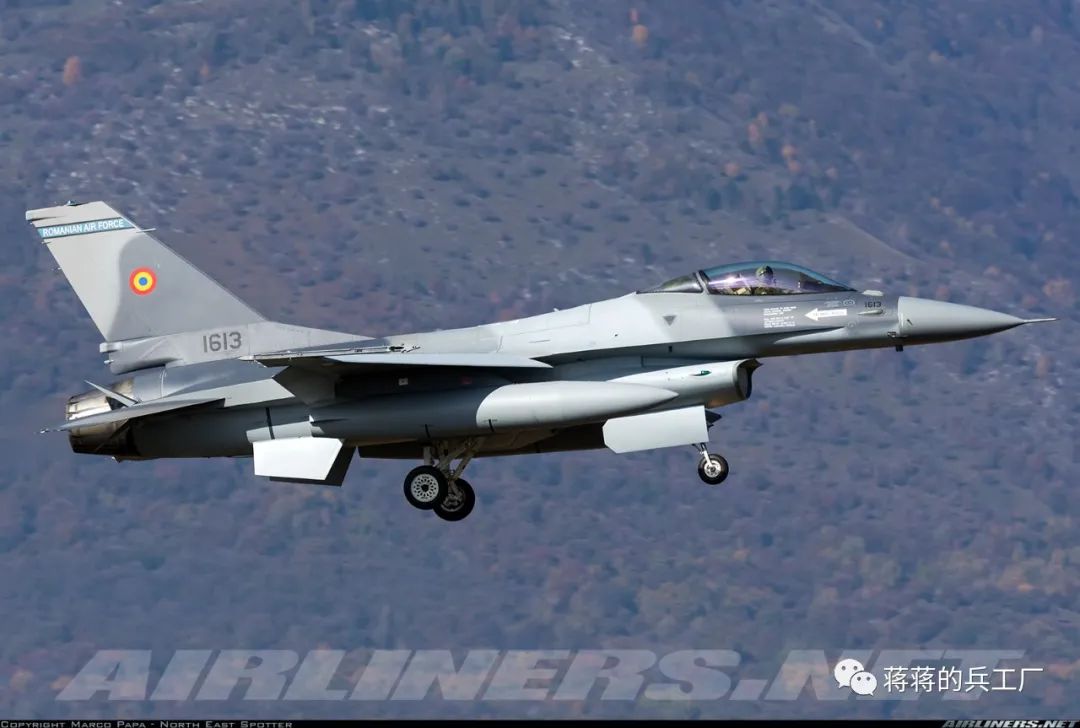 罗马尼亚空军视频,罗马尼亚捡破烂