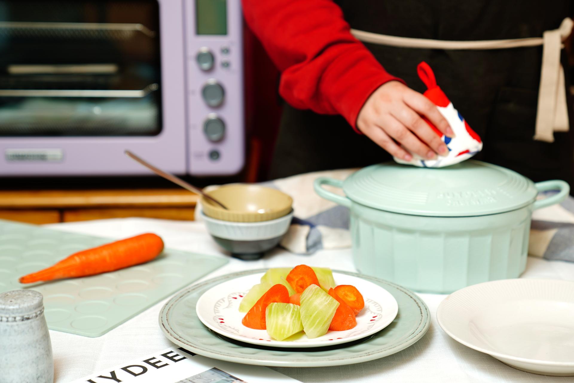 如何挑选一款好的珐琅锅,如何挑选一款性价比高的珐琅锅