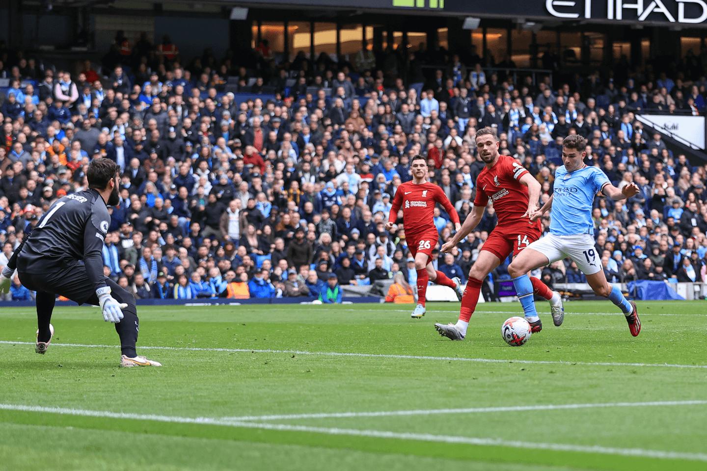 红军长征突破第一道防线,红军连续13场比赛未能完成零封