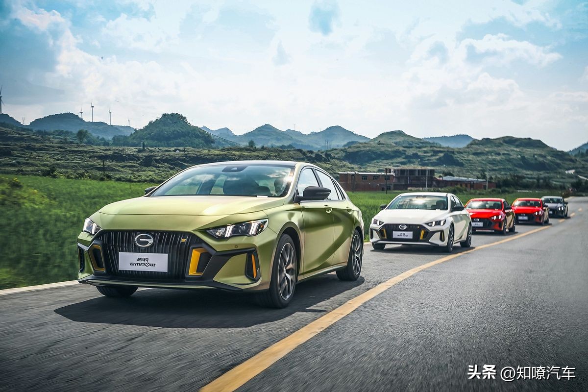 23款影豹混动怎么样,传祺影豹对比卡罗拉