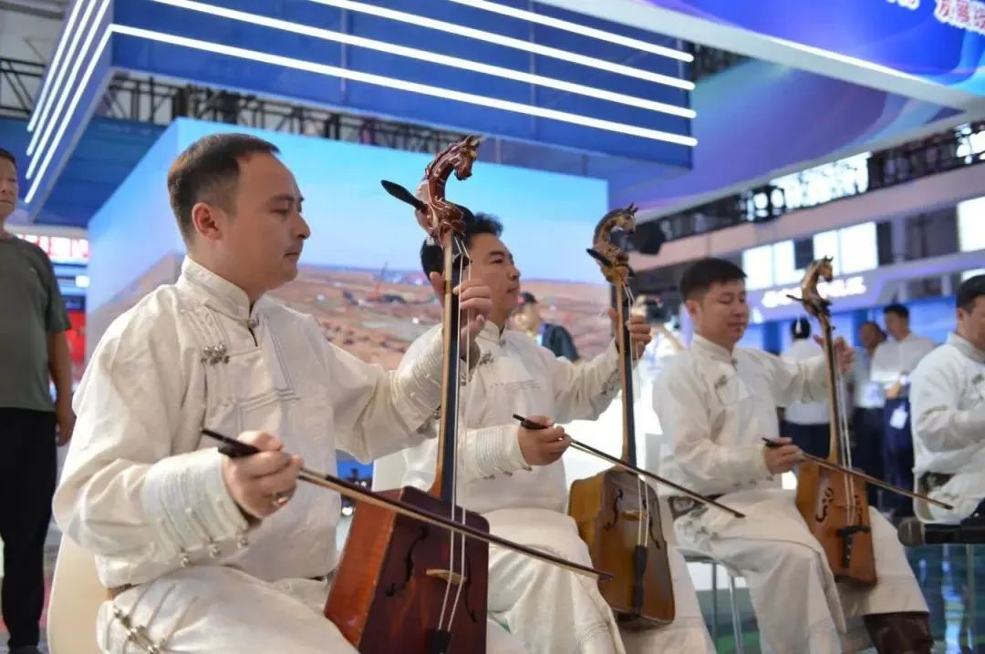 鎶㈠厛鎺㈢濂ョ壒鑾辨柉,鎶㈠厛鎺㈠崠鍦哄畬鏁寸増